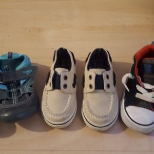 Toddler boys size 6 shoes